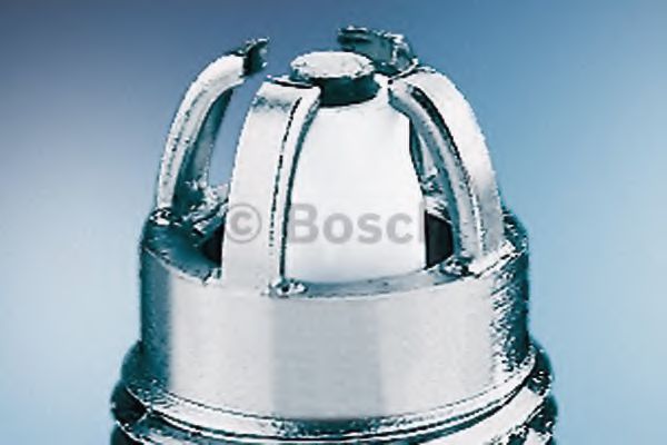 BOSCH - 0 242 240 590 - (4 конт.) Свічка запалювання Daewoo/Opel/Renault