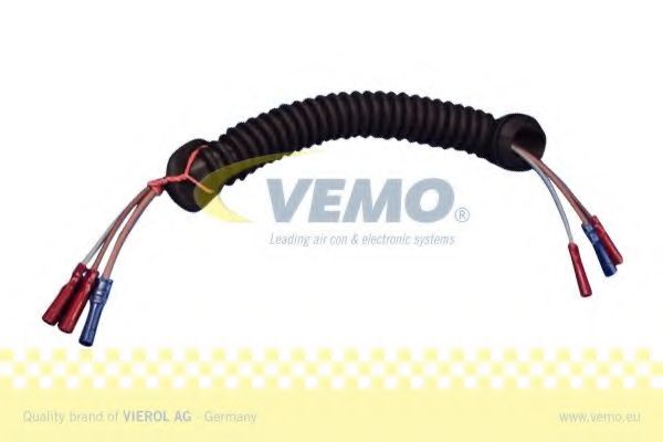 VEMO - V10-83-0026 - Ремонтный комплект, кабельный комплект (Освещение)