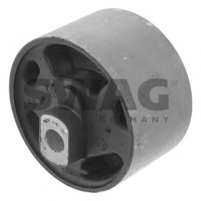 SWAG - 30 13 0042 - Опора двигуна прав./лiв. Golf/Jetta D 1,5-1,6 -7/83