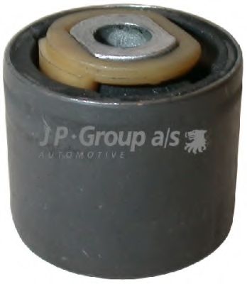 JP GROUP - 1240201500 - Сайлентблок переднего рычага Omega B 94-03 (спереди)