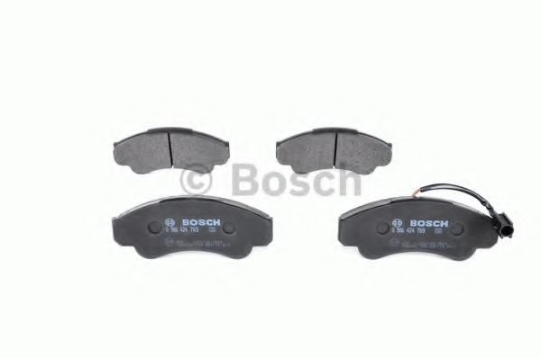 BOSCH - 0 986 424 769 - Гальмівні колодки дискові перед. Fiat Ducato, Citroen Jumper 02-