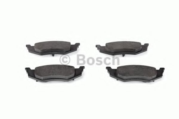 BOSCH - 0 986 424 585 - Гальмівні колодки задні CHRYSLER 300 M 1998-