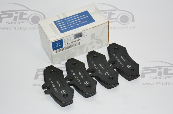 OEM - 0044202520 - Гальмівні колодки дискові зад. DB/VW/Vario/Sprinter/VW LT