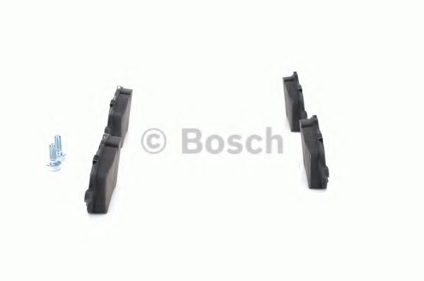 BOSCH - 0 986 424 517 - Гальмівнi колодки дисковi перед. DB W203 C-klasa 00-