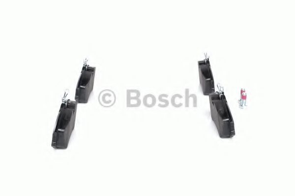 BOSCH - 0 986 424 583 - Гальмівні колодки дискові перед. Citroen Berlingo/ Citroen Xsara 1.1i-2.0HDi 00-