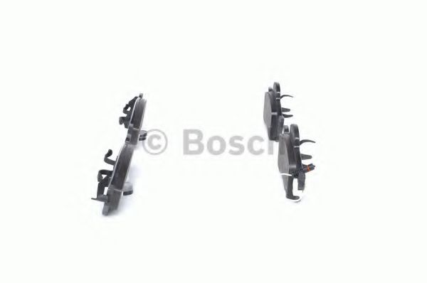 BOSCH - 0 986 424 611 - Гальмівнi колодки дисковi перед. DB W163 ML230-ML430