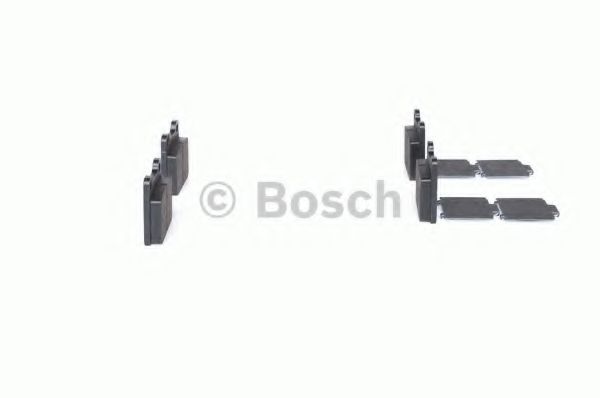 BOSCH - 0 986 466 302 - Гальмівні колодки зад. дискові Volvo S70/V70/850/940-960 -02
