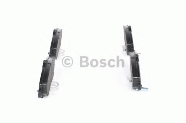 BOSCH - 0 986 494 493 - Гальмівні колодки перед. Dodge Nitro 4.0 V6, 2.8 CRD 08-/Jeep Cherokee 2.8 CRD 08-