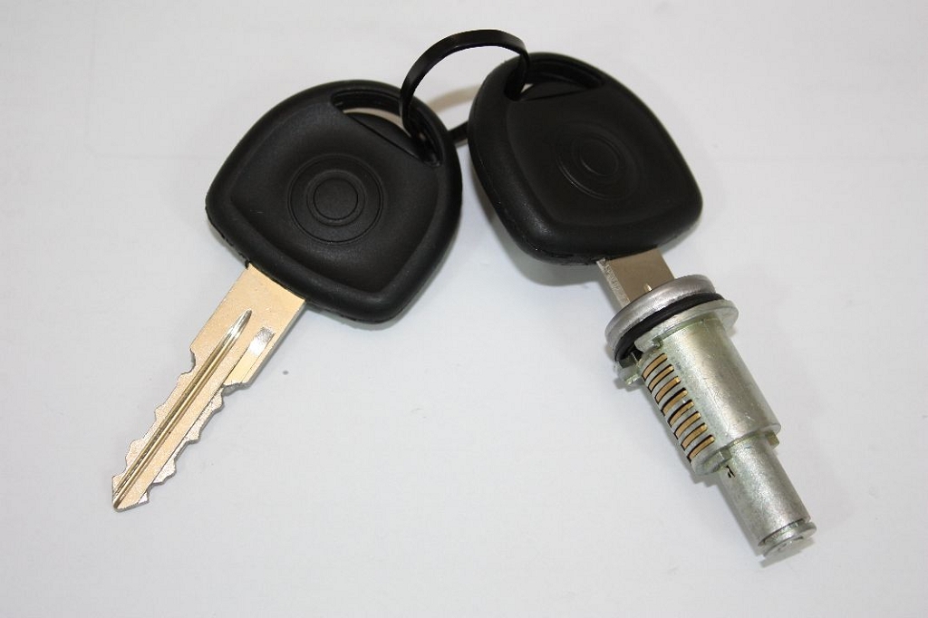 AUTOMEGA - 100077810 - Личинка замка дверей задніх з ключем Opel Astra, Corca, Zafira, 91-