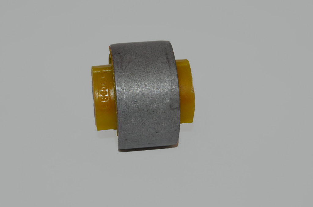 PARTMANN - PM01.0204 - С/блок (поліуритан) перед. важеля перед. Renault  Megane III 11.08-/ Fluence 10-/Scenic 09-