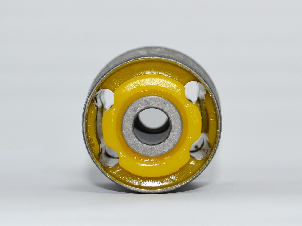 PARTMANN - PM01.0245 - Ø 12.2mm С/блок зад. балки (менший) (поліуретан) Daewoo Lanos/Opel Kadett